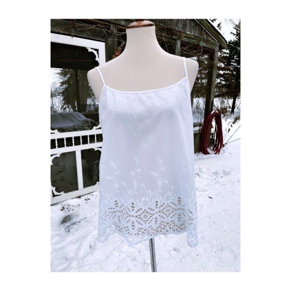 Vince Camuto White Camisole Eyelet Lace Floral Embroidery Spaghetti Strap Cotton - Picture 1 of 7